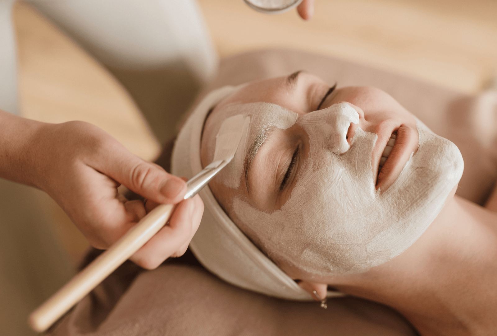 AQUA GOLD TREATMENT (1)